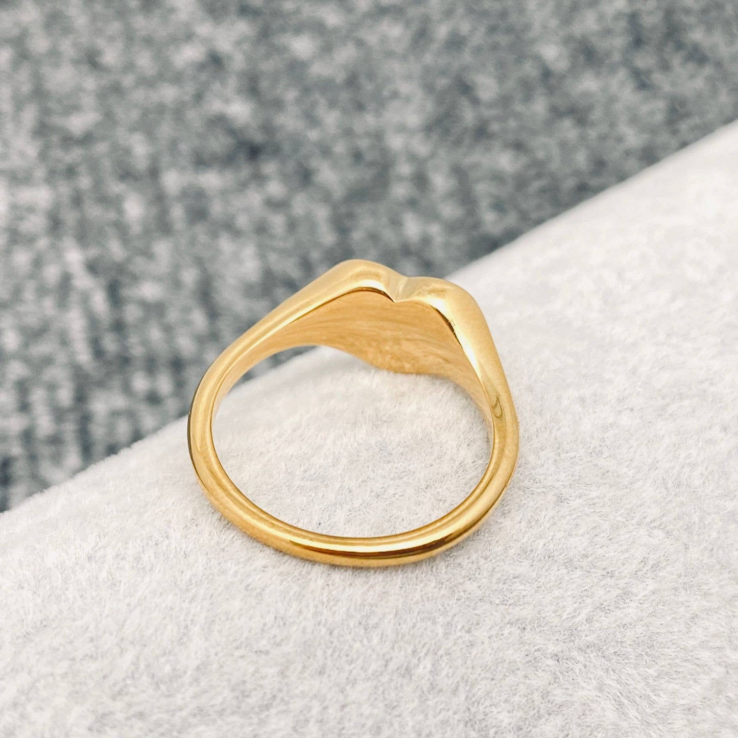 'DUMP HIM' Ring