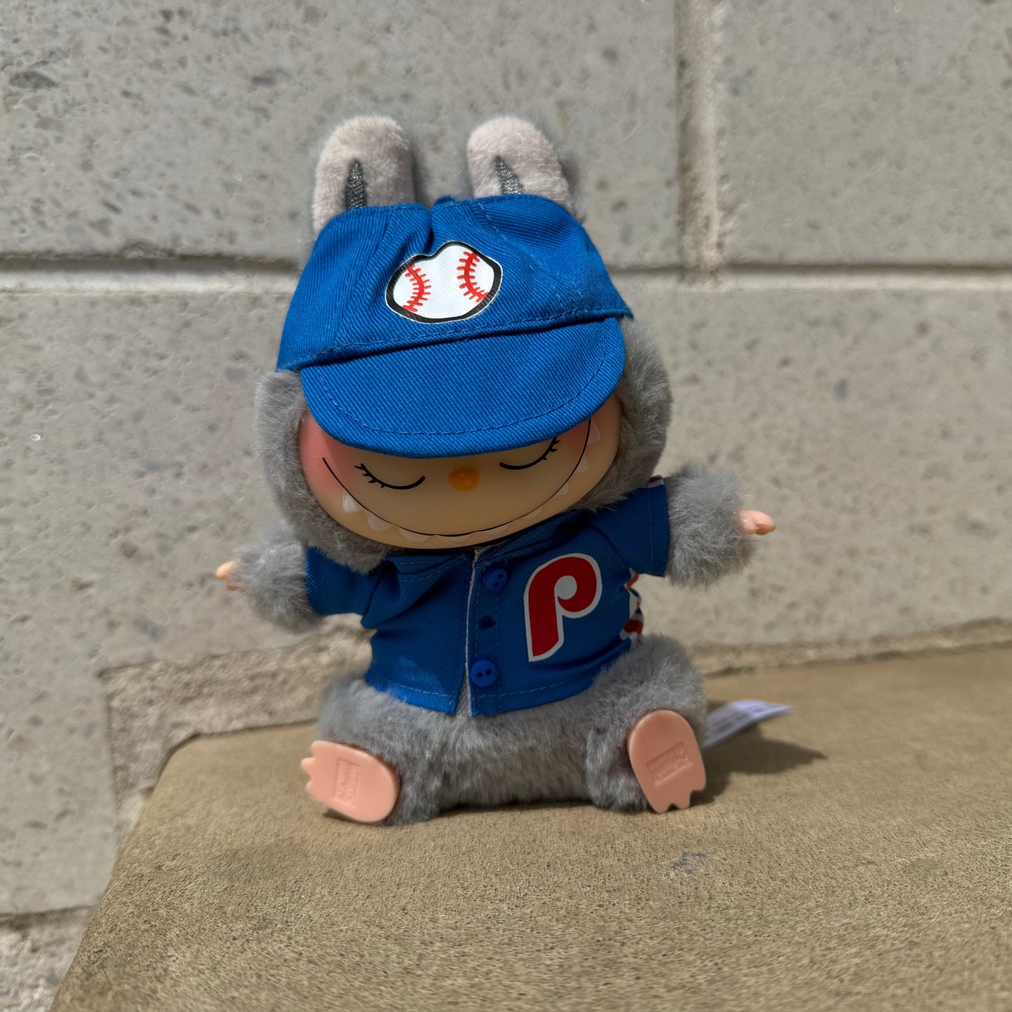 Labubu Phillies Outfit & Hat Set