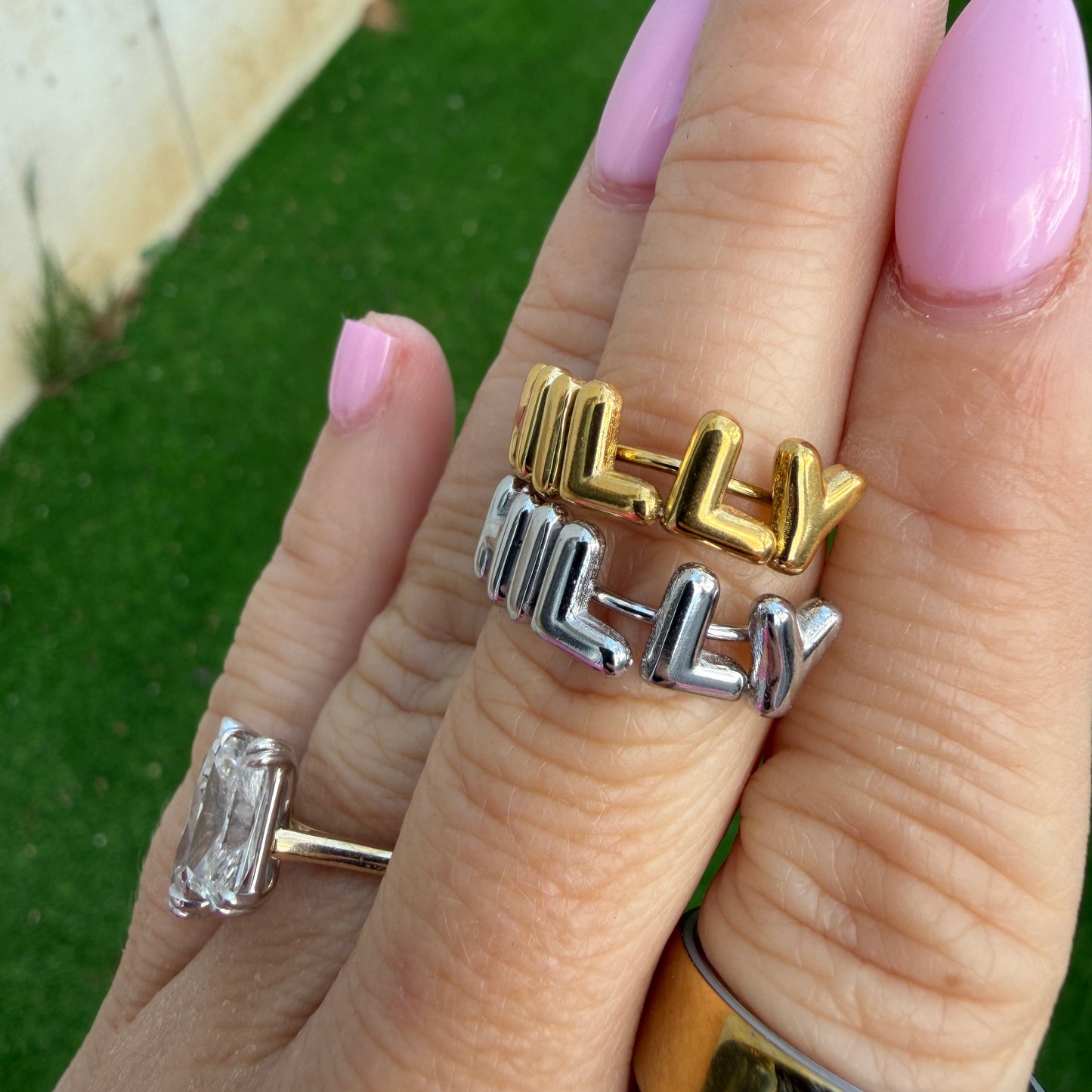 Philly Adjustable Bubble Ring