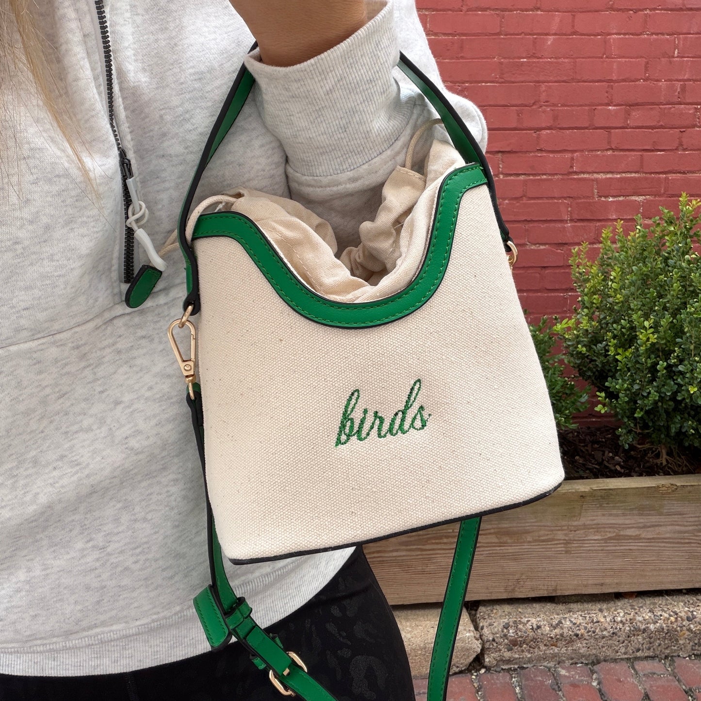 Birds Embroidered Drawstring Canvas Crossbody Bucket Bag